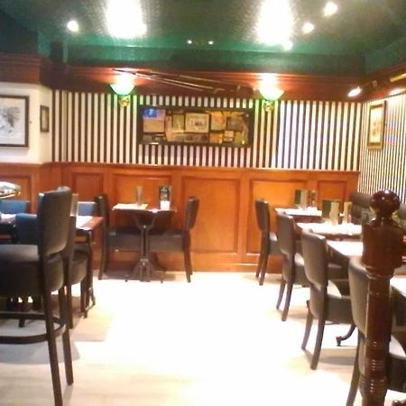 Hotel Jeanne D'Arc Saint-Chely-d'Apcher Ngoại thất bức ảnh