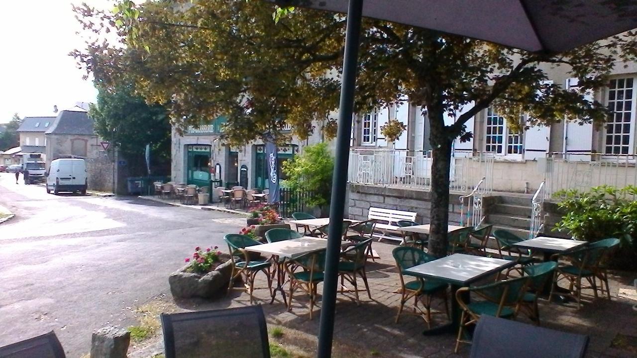 Hotel Jeanne D'Arc Saint-Chely-d'Apcher Ngoại thất bức ảnh
