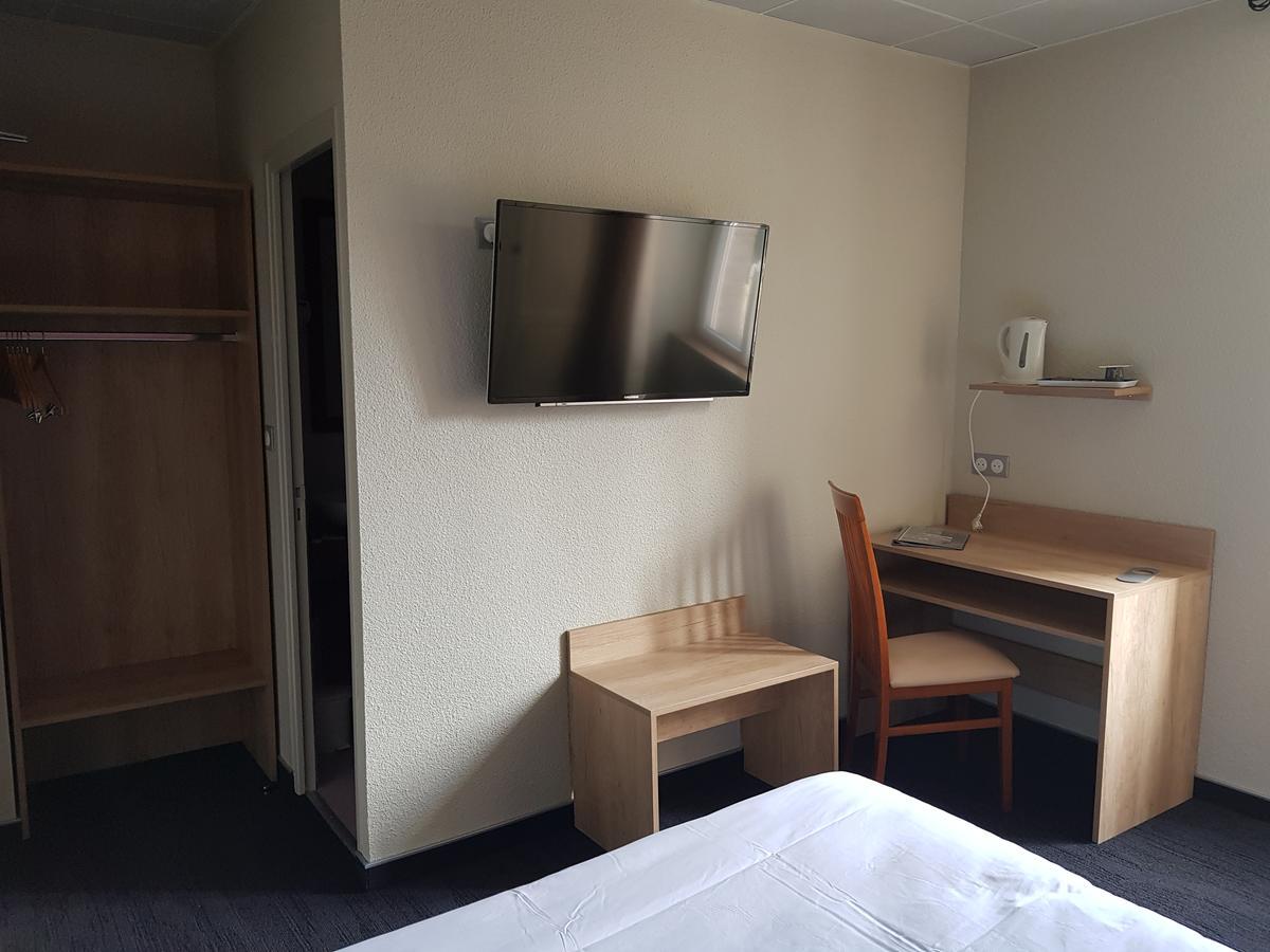 Hotel Jeanne D'Arc Saint-Chely-d'Apcher Ngoại thất bức ảnh
